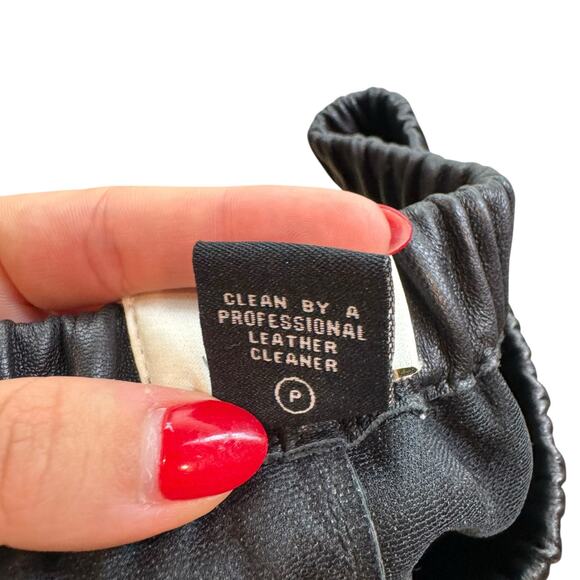 Neiman Marcus Black Leather Elastic Waist Full Length Pull On Pants - Picture 6 of 6